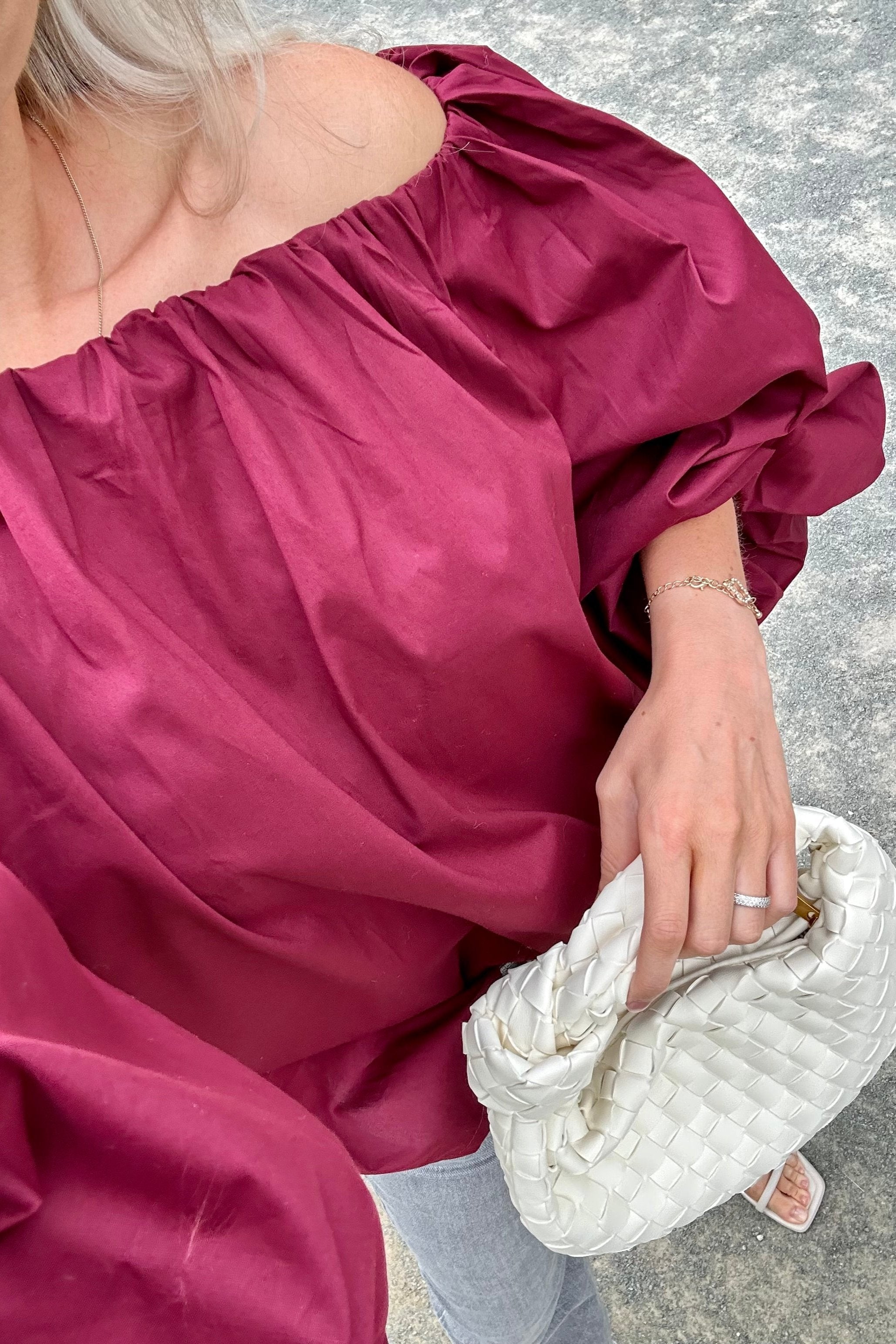 ARIA OFF SHOULDER BLOUSE