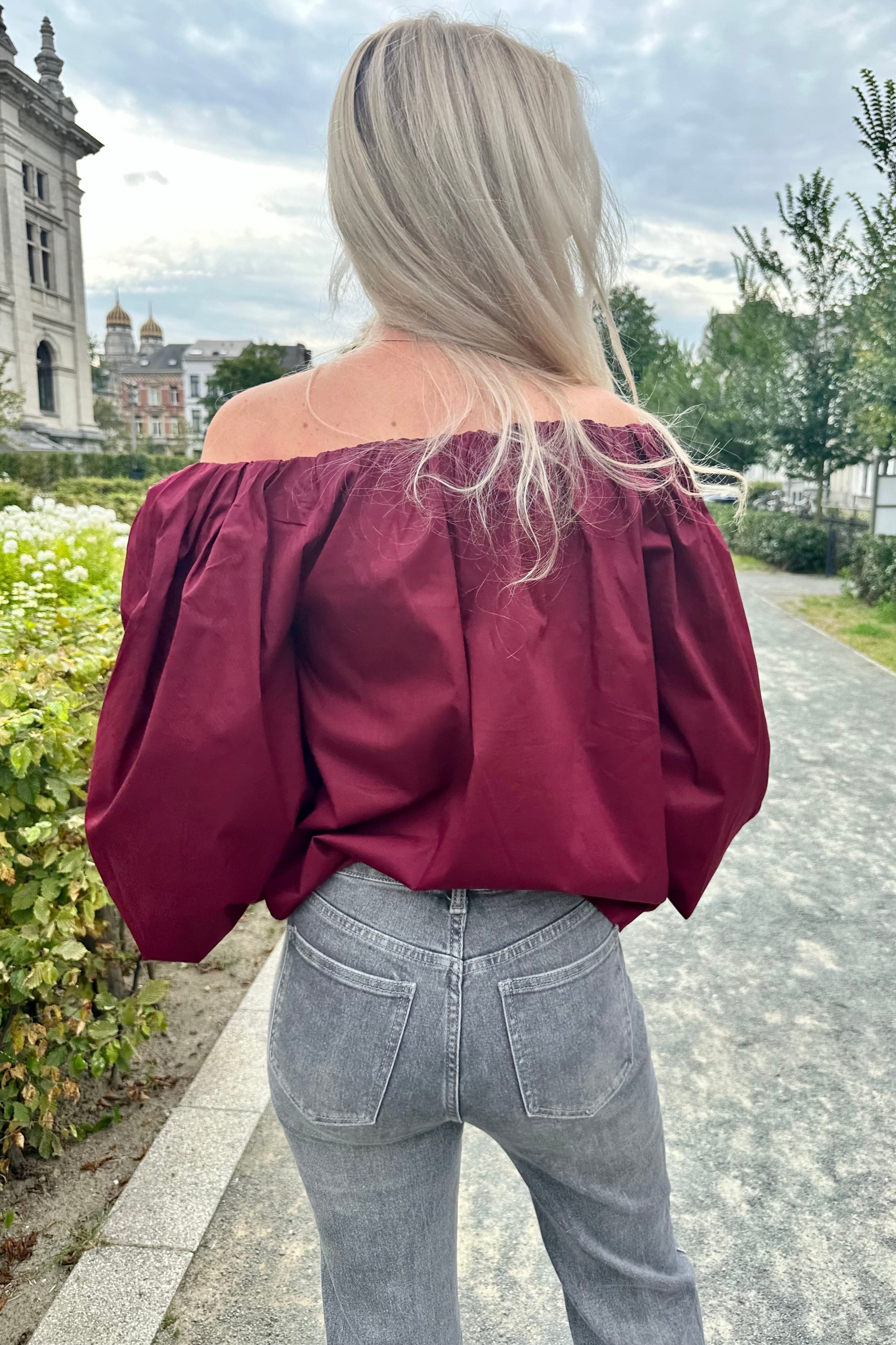 ARIA OFF SHOULDER BLOUSE