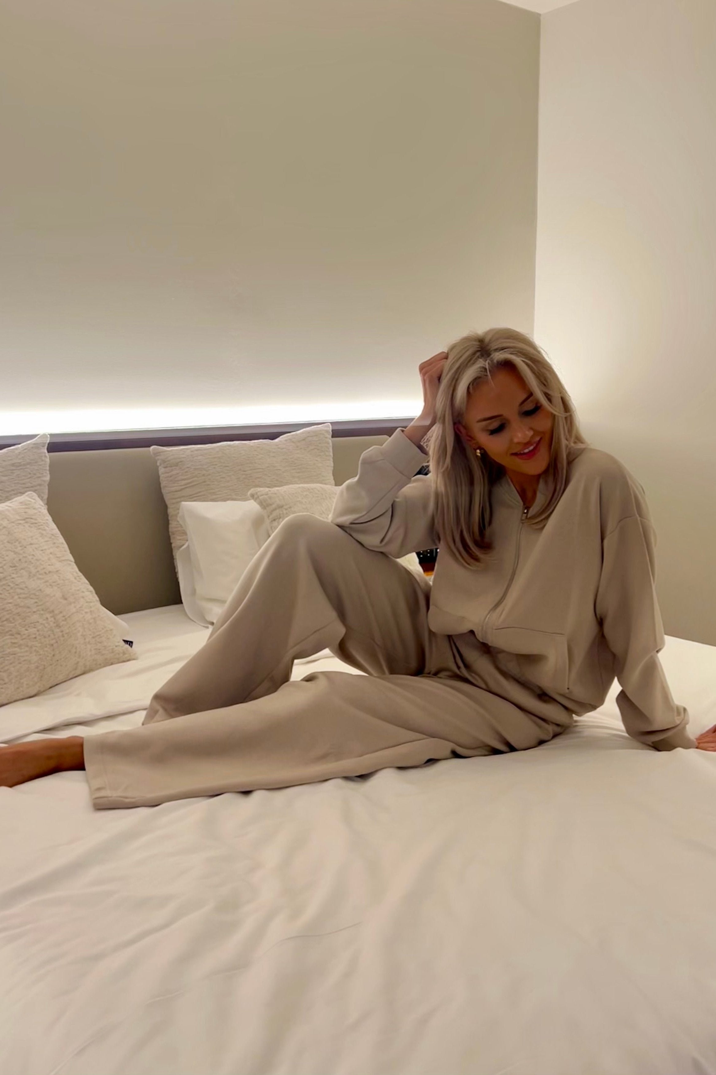 ANNIKA SWEAT PANTS
