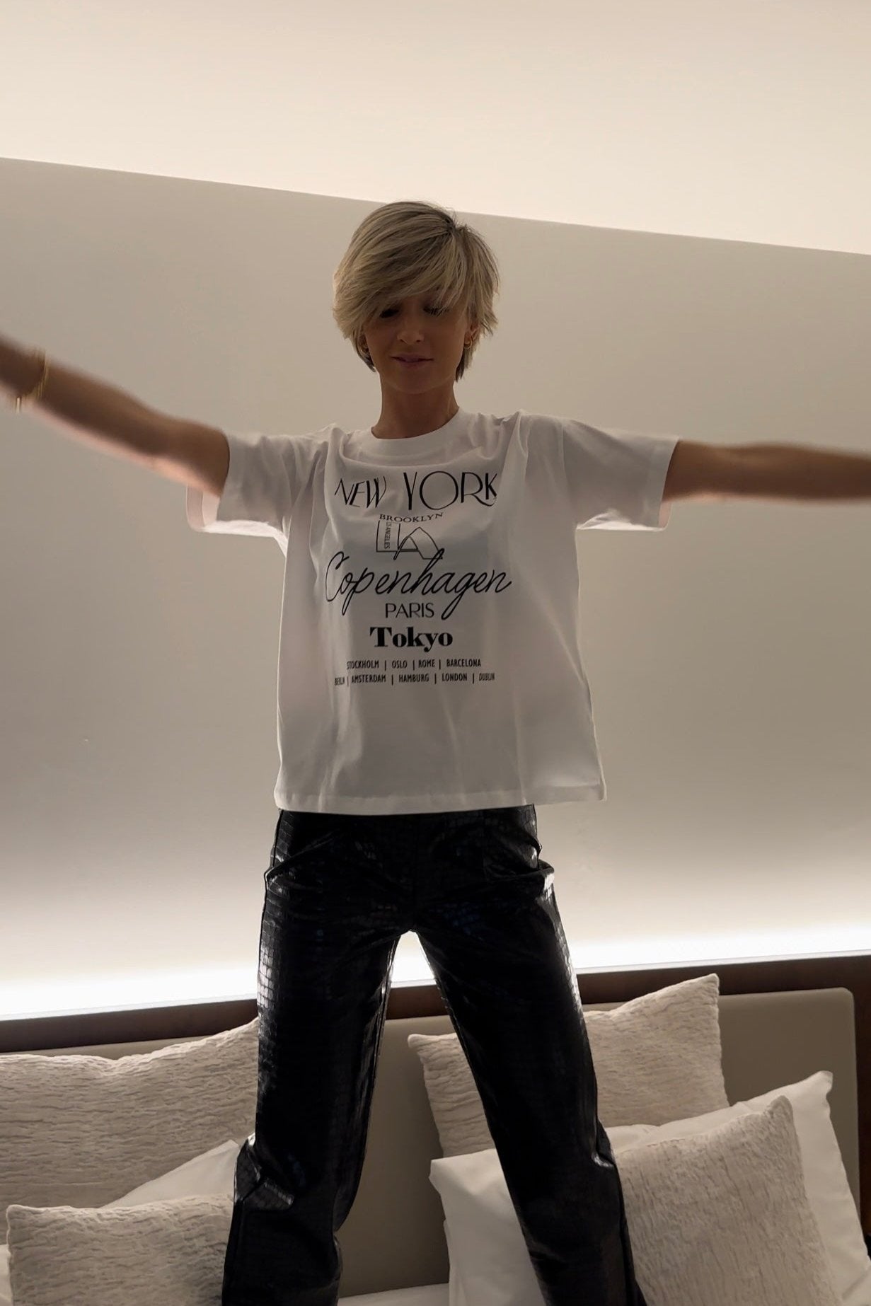 ELECTRA T-SHIRT OFF WHITE