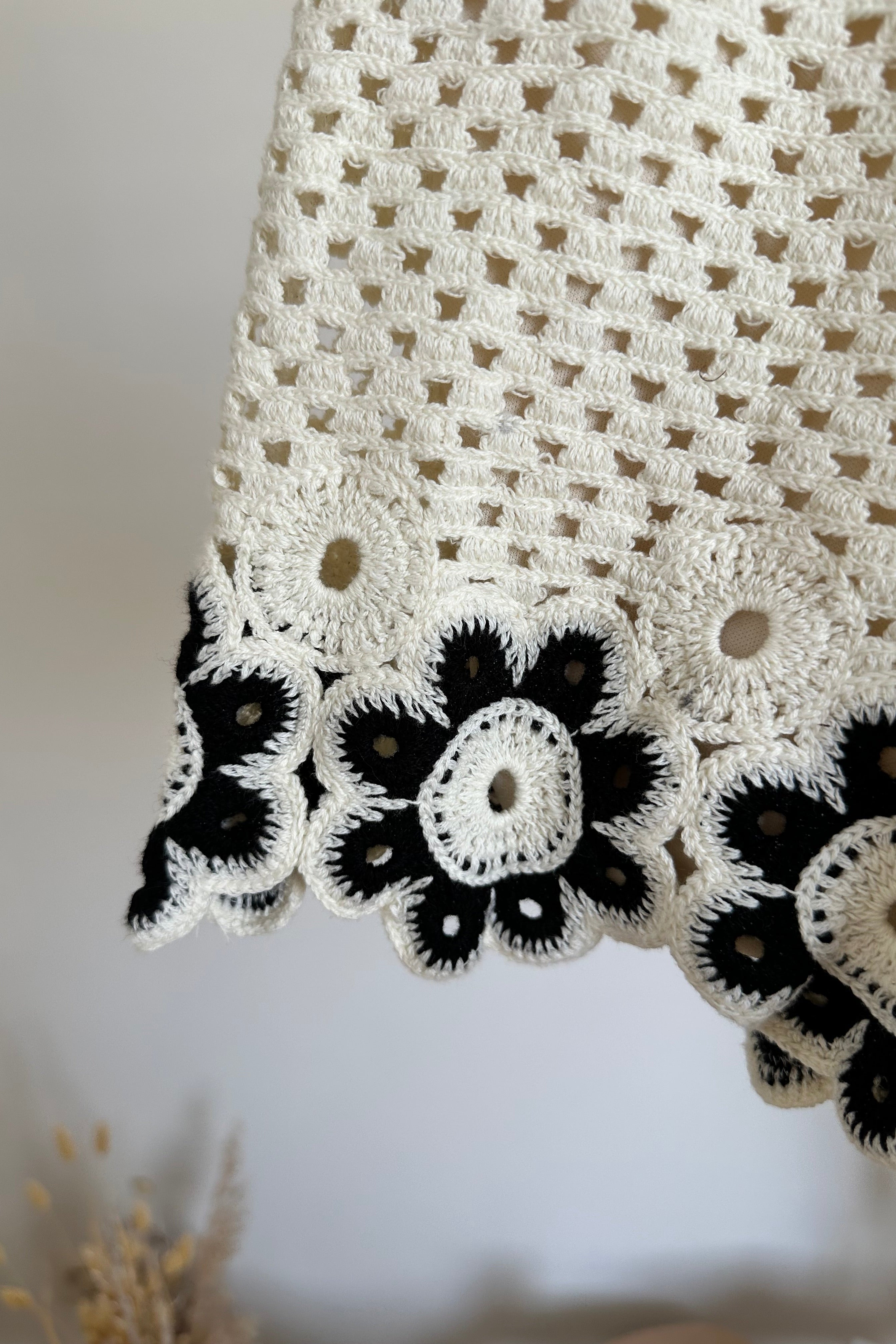 LUIZA CROCHET SHORT