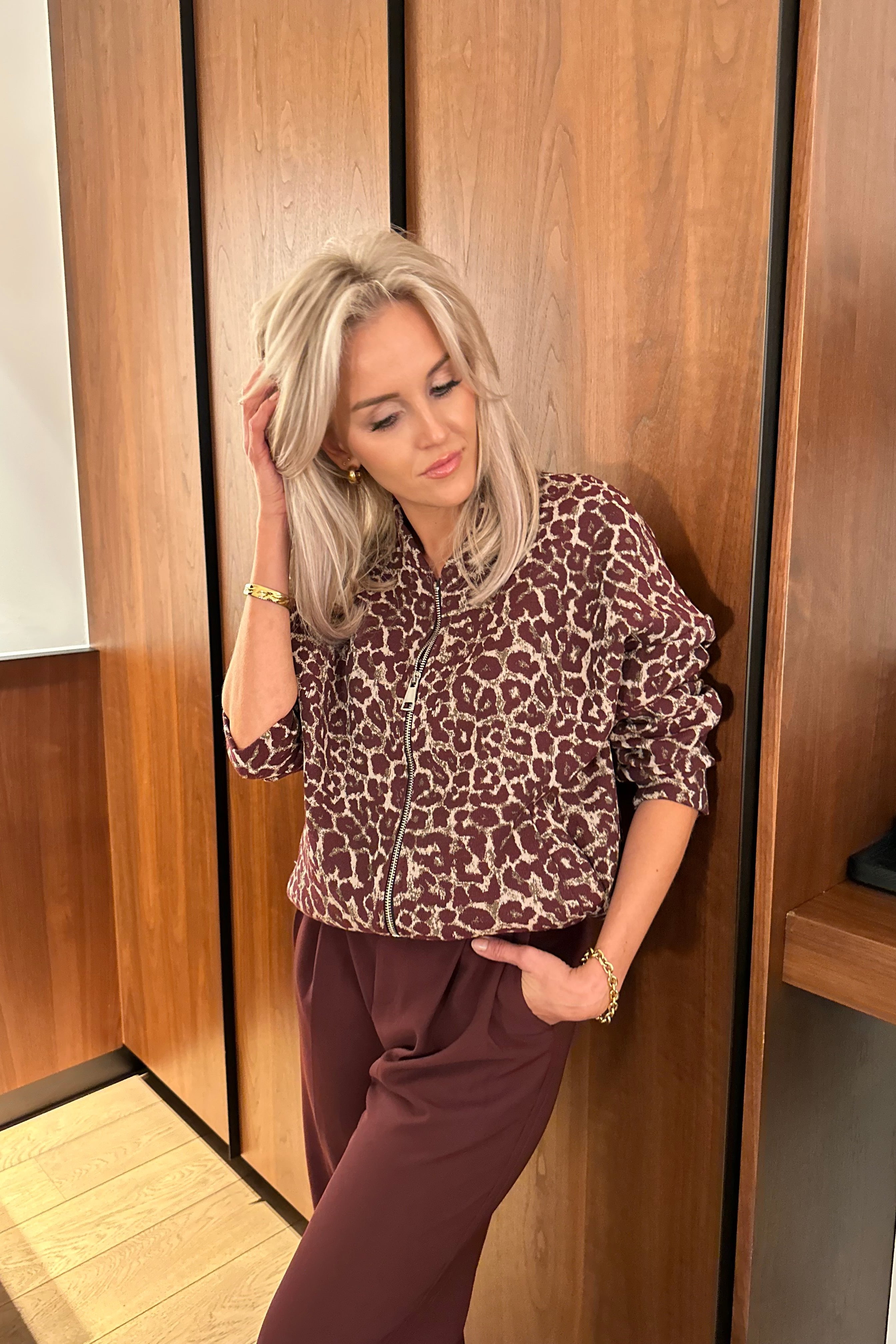 DELIA PANTS BURGUNDY