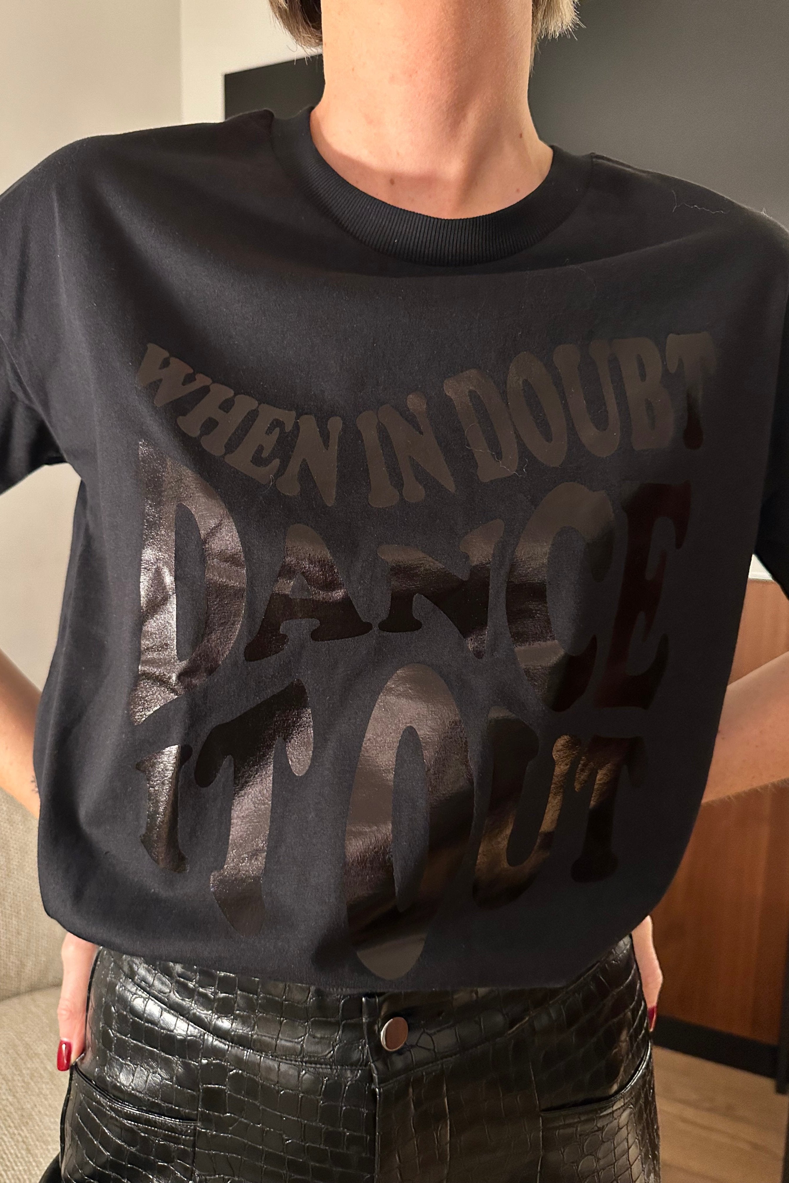 ELECTRA T-SHIRT BLACK