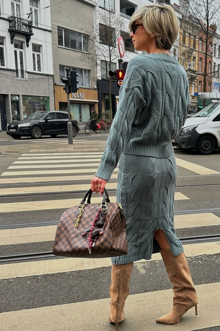 EDITH KNIT