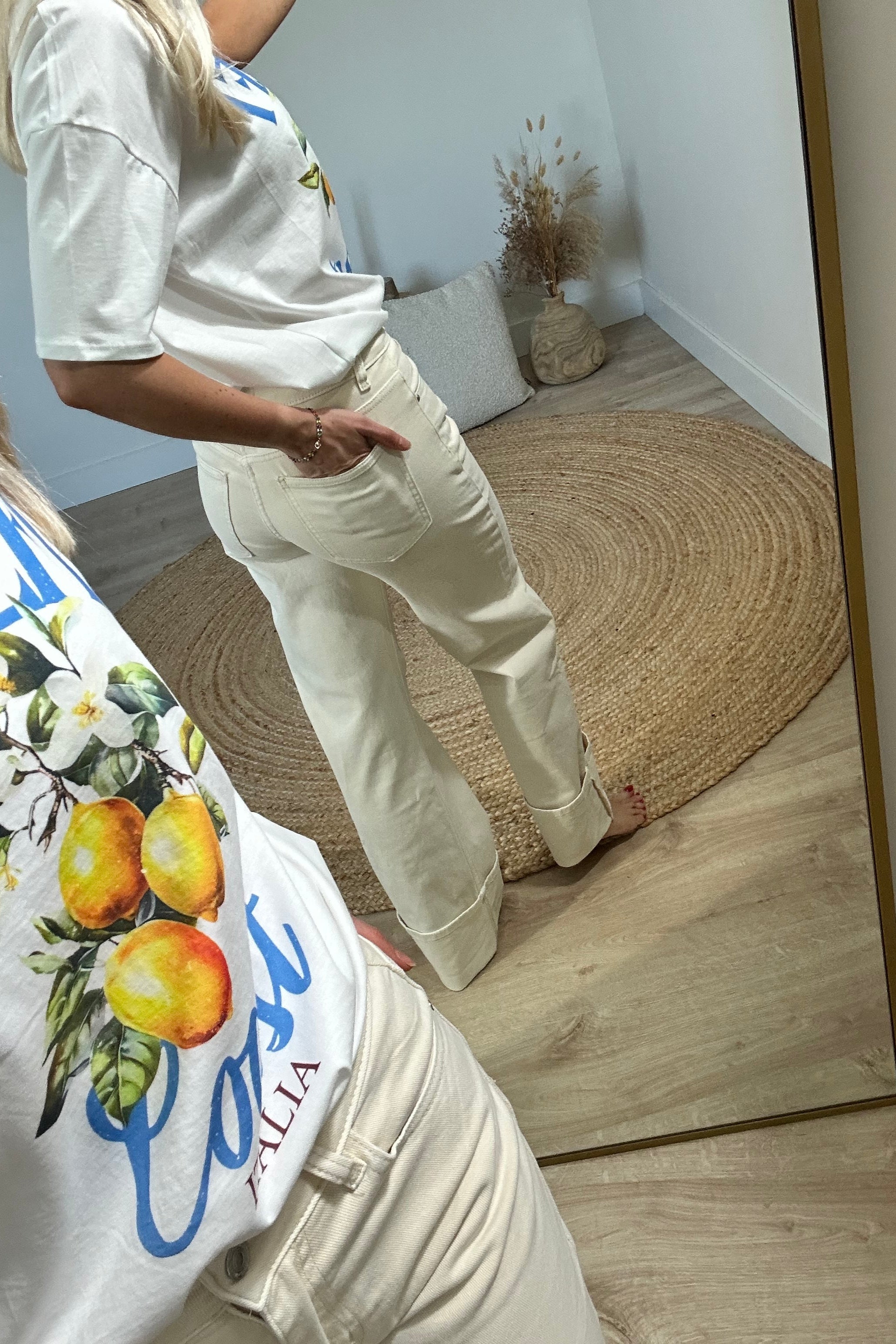 NEAH STRAIGHT LEG JEANS