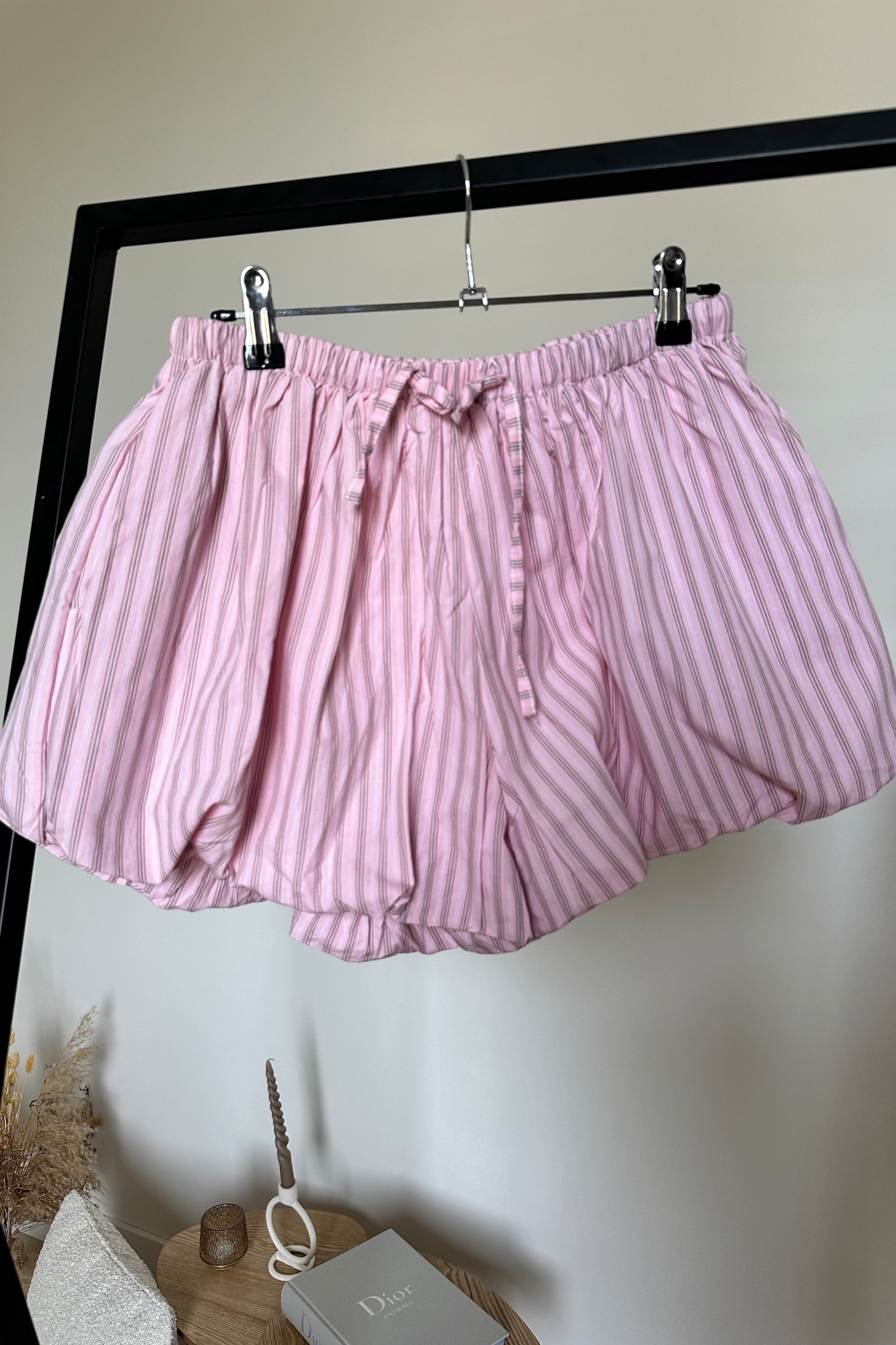 STELLA SHORT PINK